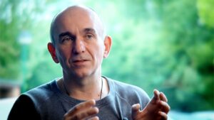 Peter Molyneux: Kinect on Xbox One “Feels More and More Like a Joke”