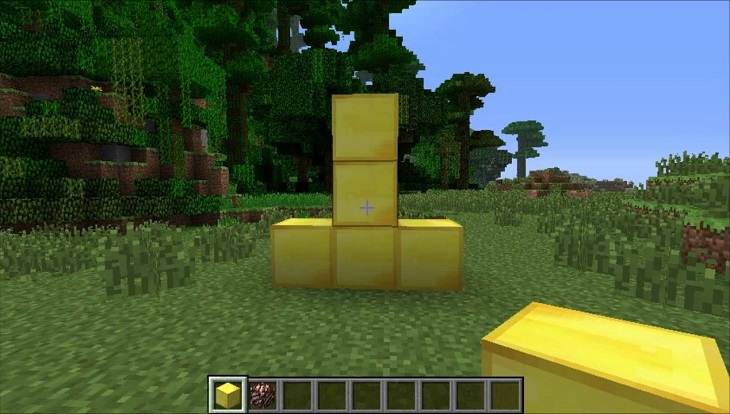 Classic Minecraft Now Officially Playable in Your Web Browser
