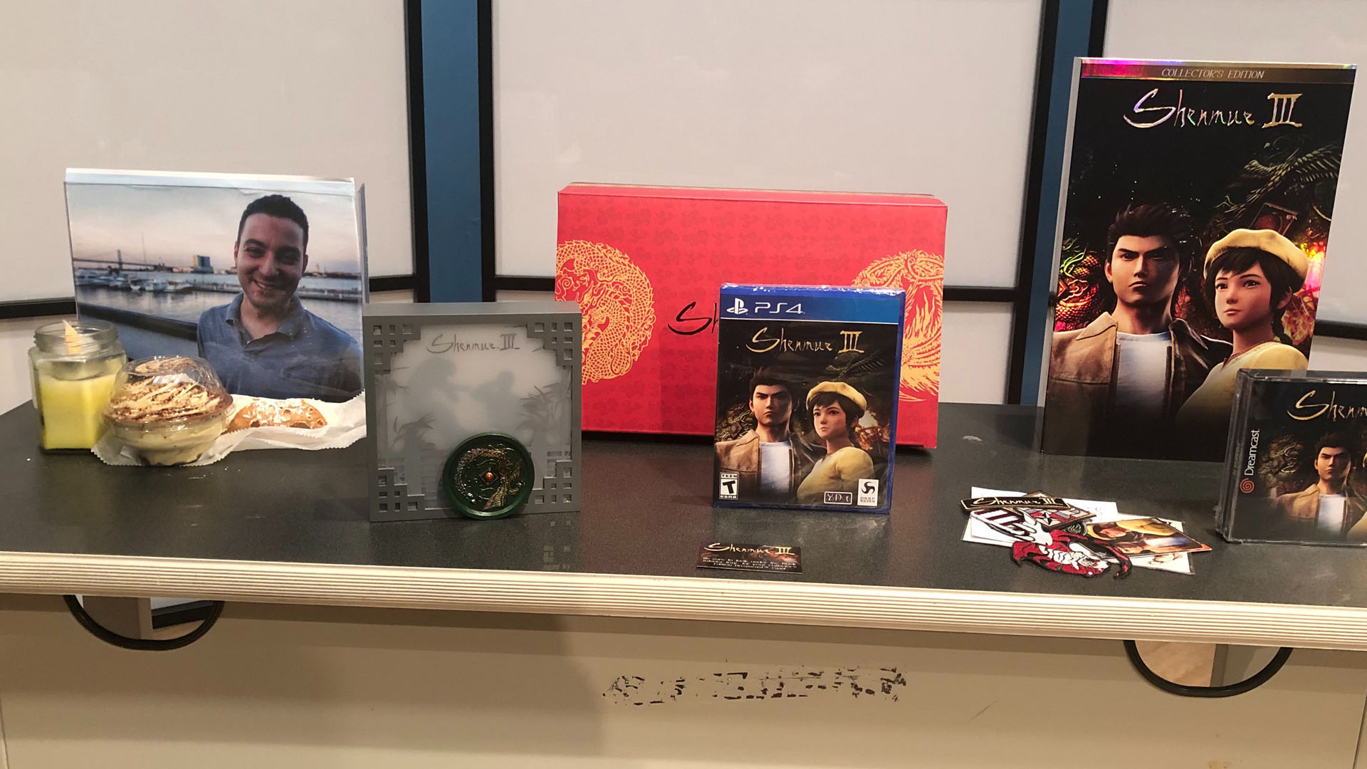 What’s in the Box?! – Shenmue 3 Collector’s Edition Unboxing