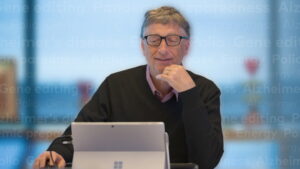 Bill Gates Steps Down from Microsoft Board of Directors, Focusing on Philanthropic Priorities