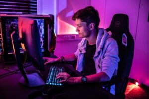 How Esports Has Become Increasingly Popular