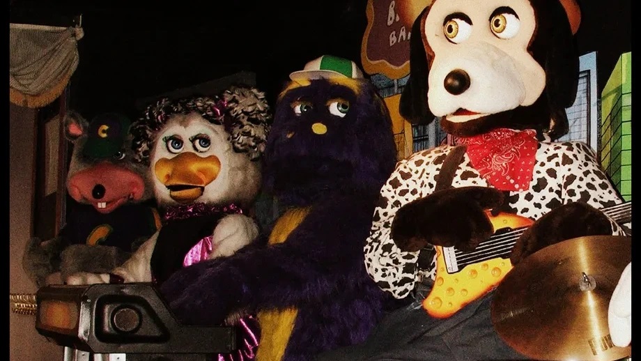 Chuck E. Cheese announces Five Nights of Fun in anticipation of FNAF movie
